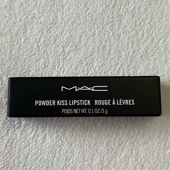 NWOT MAC ‘Mull It Over’ Powder Kiss Lipstick - Picture 3 of 7